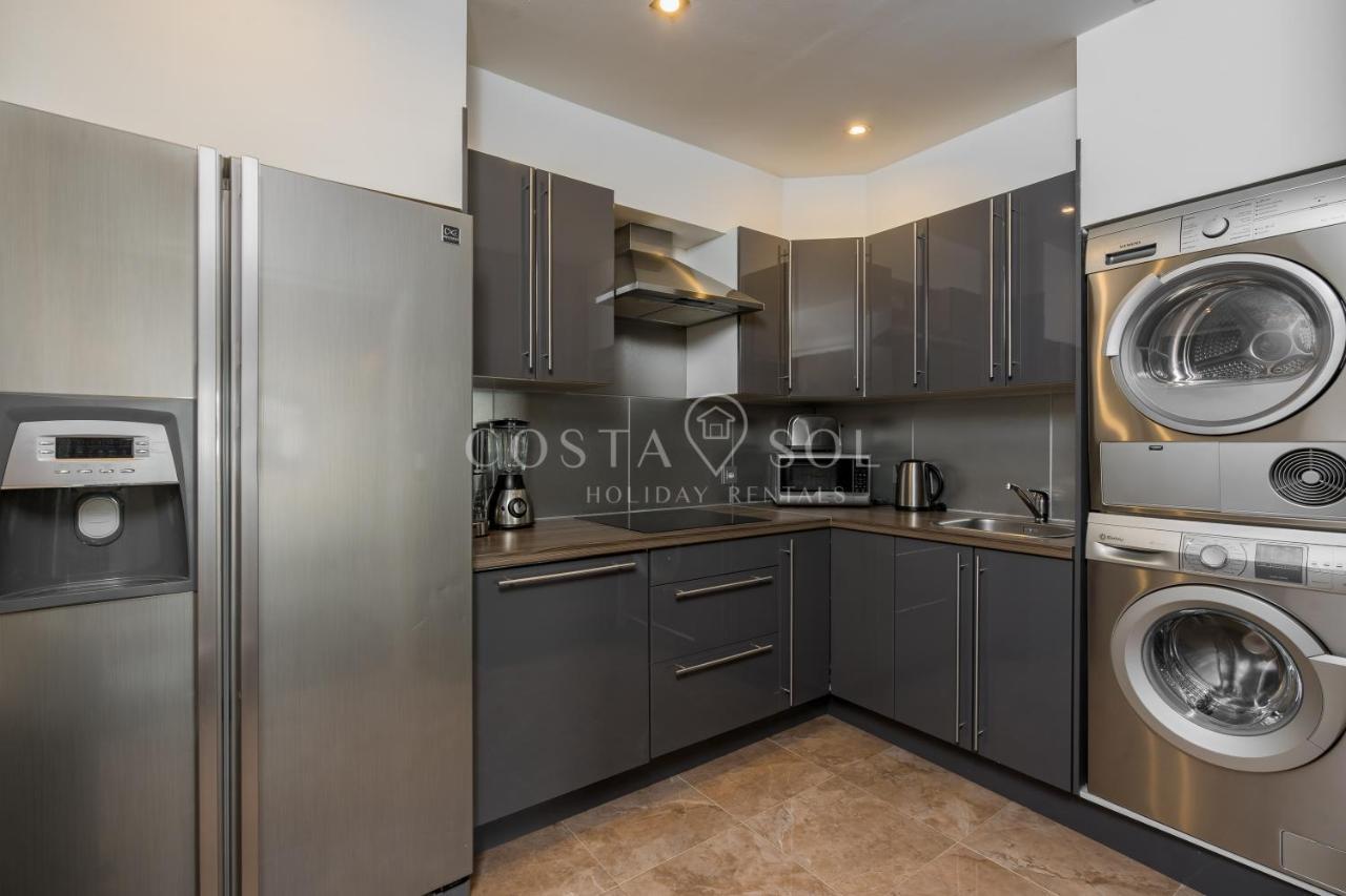 Puerto Marina-Benalmadena Luxury Apartment Dentro De La Isla Экстерьер фото