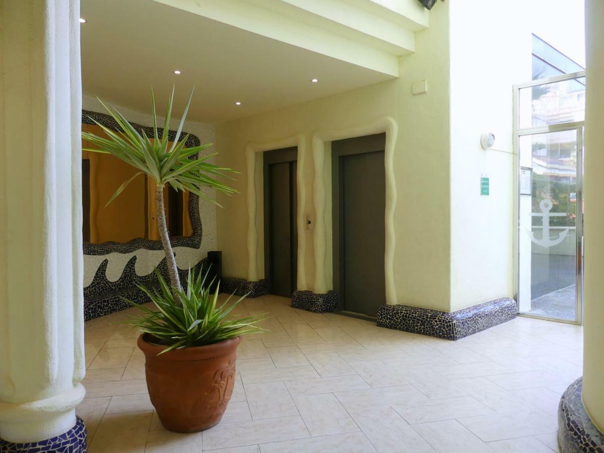 Puerto Marina-Benalmadena Luxury Apartment Dentro De La Isla Экстерьер фото